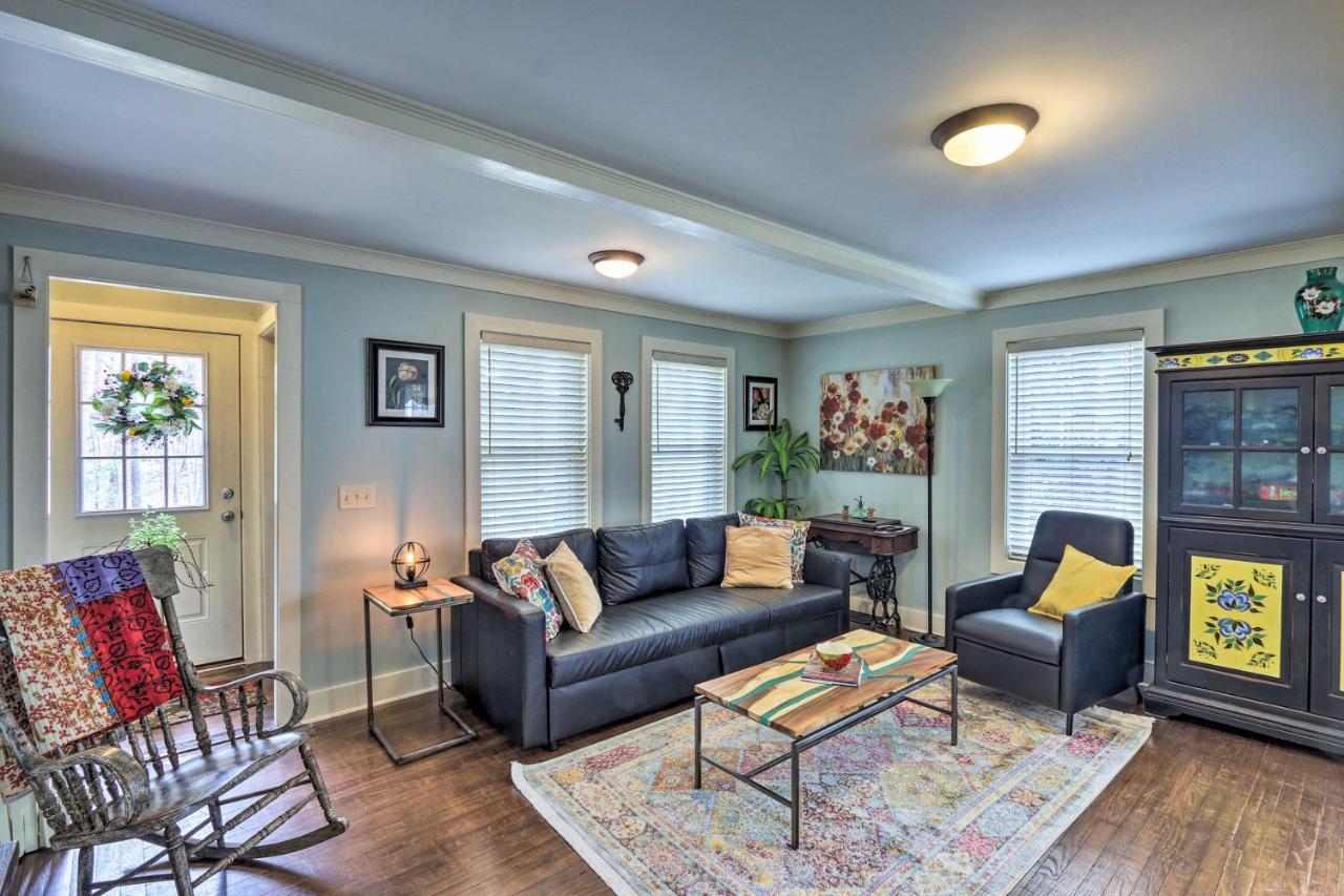 Remodeled Farmhouse In Waterford Near 2 Beaches! Exterior foto